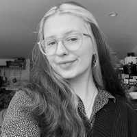 Leah Bickley's avatar on Twitter.'